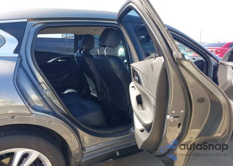 2018 Infiniti Qx30 Luxury z USA, uszkodzony, nr VIN SJKCH5CP7JA050690